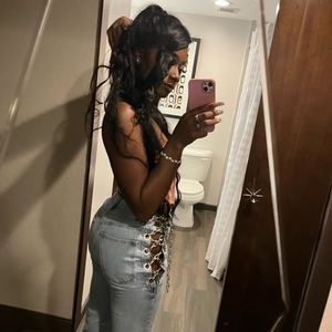 Meet your Posher, Tkeyah